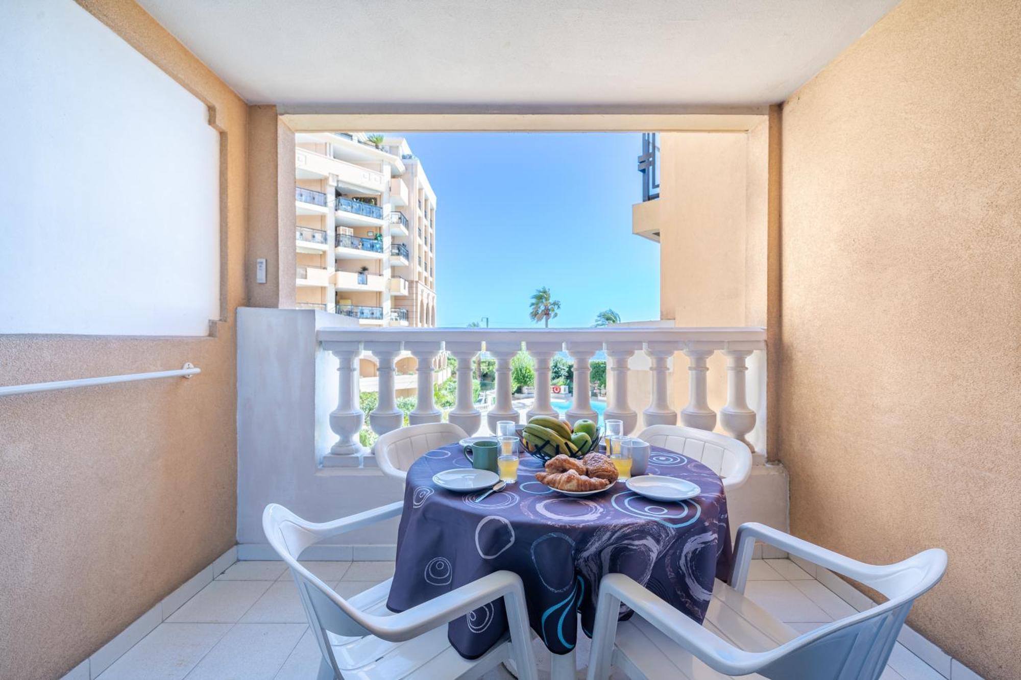 Residence La Palme D'Azur - Канны Экстерьер фото